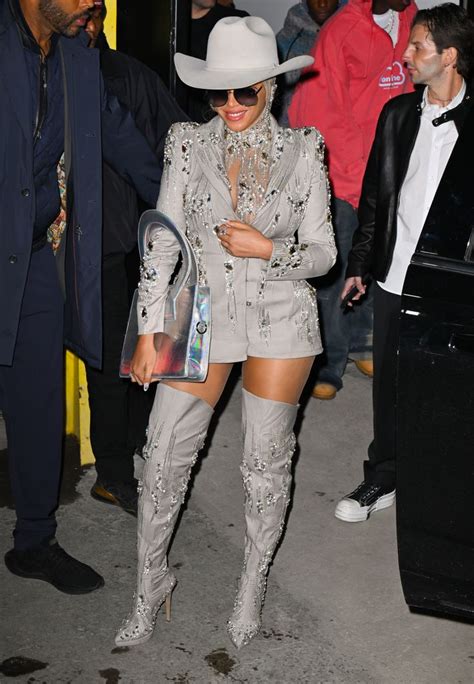 beyoncé silver cowboy outfit.